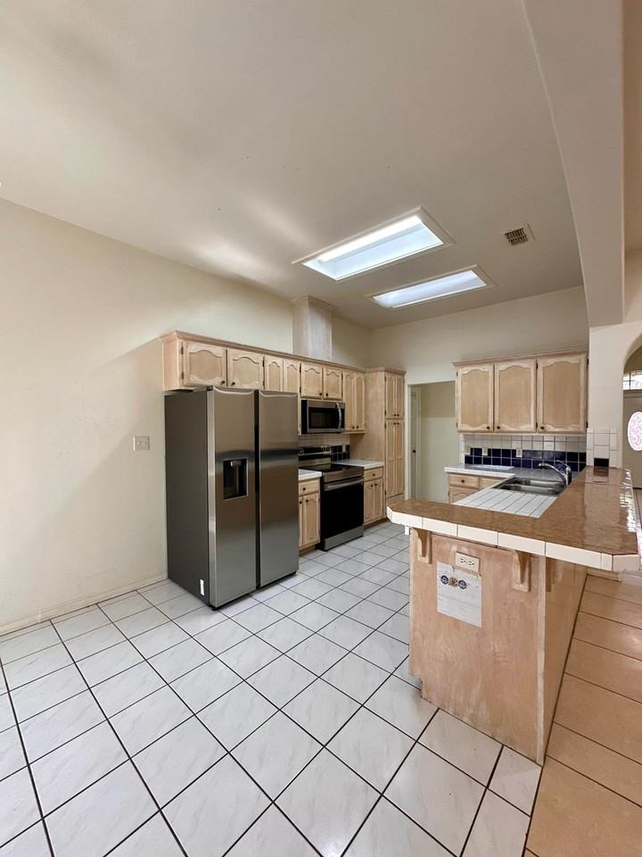 3509 N 29th Ln #NA - Photo 3 of 13