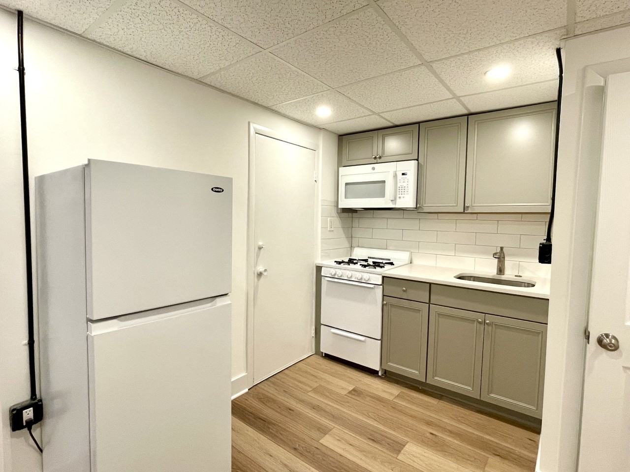 354 Marlborough St #BF - Photo 5 of 8