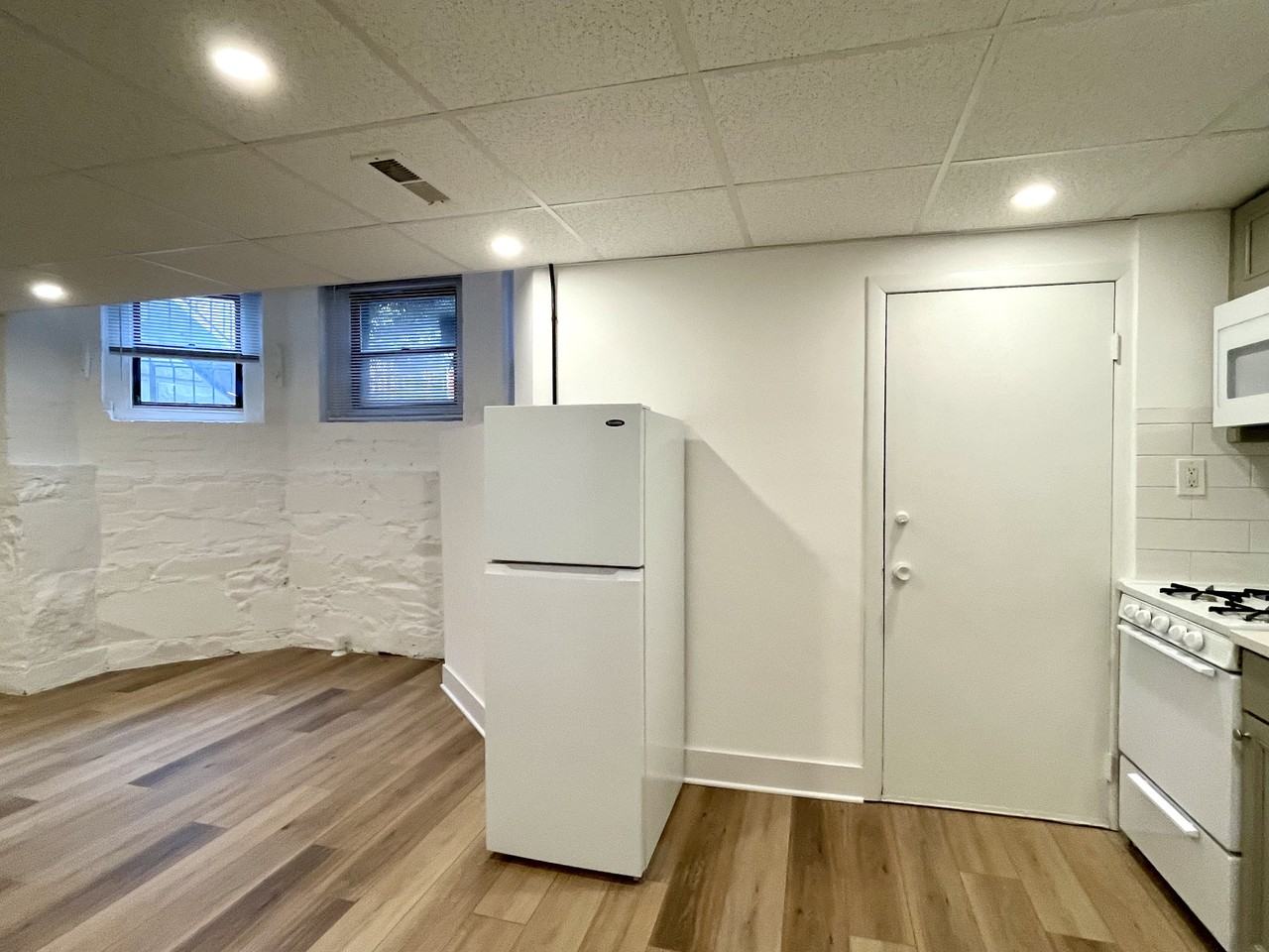 354 Marlborough St #BF - Photo 7 of 8