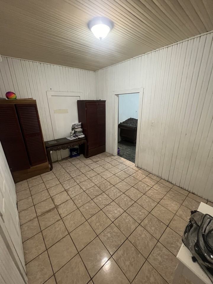 1715 Benavides St #NA - Photo 2 of 10