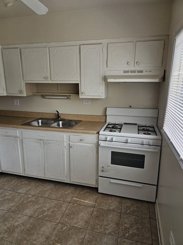 320 W Dale Dr #4 - Photo 3 of 6