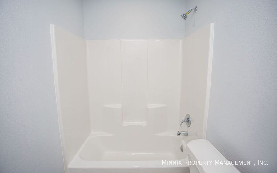 1302 N Dover Ave #B - Photo 4 of 41