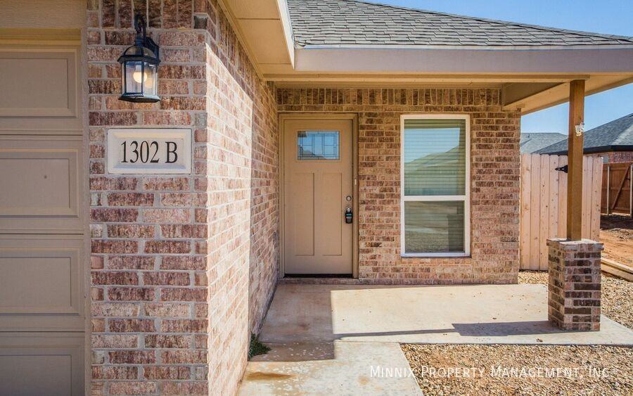 1302 N Dover Ave #B - Photo 2 of 41