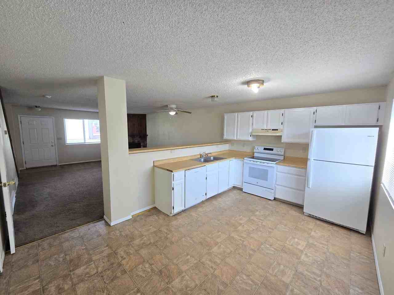 1920 Lanka Ln - Photo 3 of 13