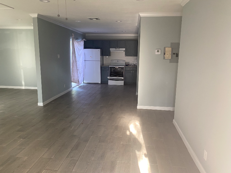 4334 Hickory Hill Drive - Photo 2 of 8