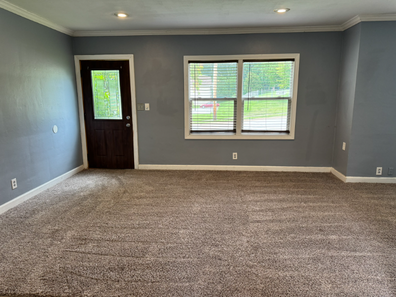 601 23rd St - Photo 2 of 20