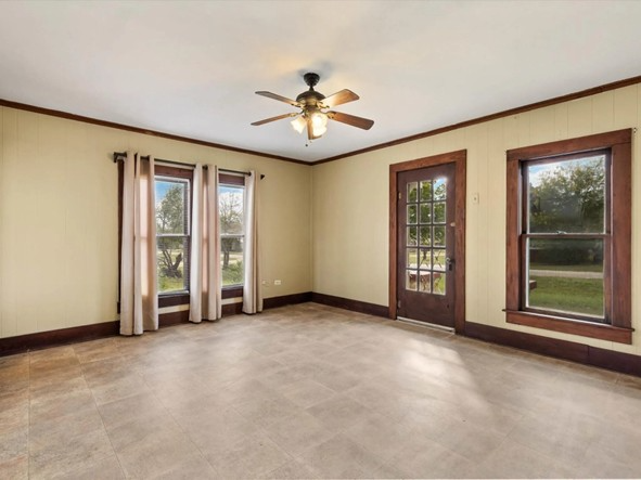 201 E Finland St - Photo 2 of 3