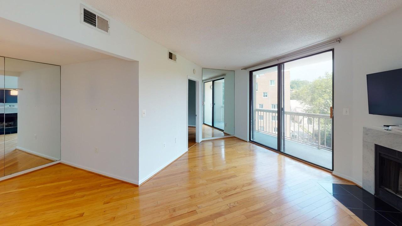 2725 Connecticut Avenue Northwest #608 - Photo 2 of 9