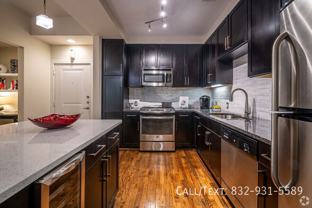 1434 Dunlavy St #29WD1 - Photo 1 of 1