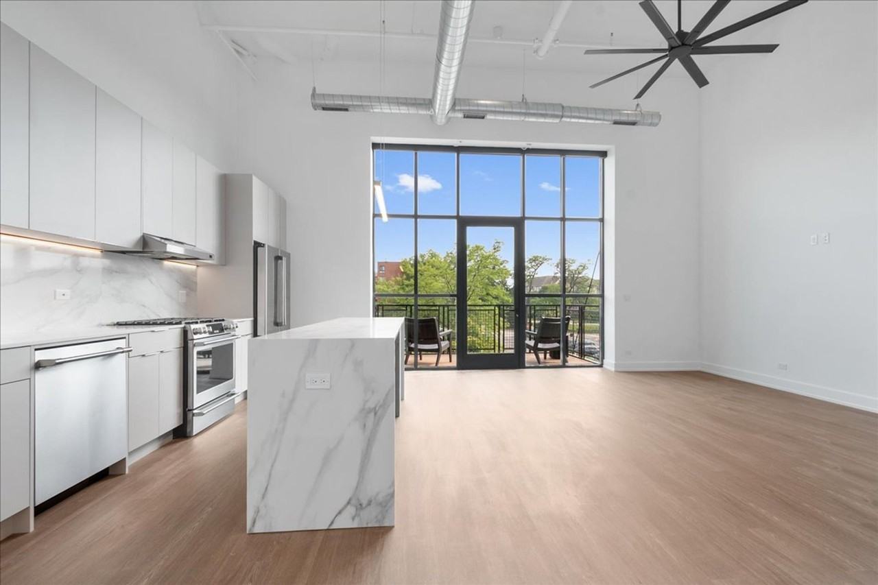 728 Lofts - Photo 5 of 50