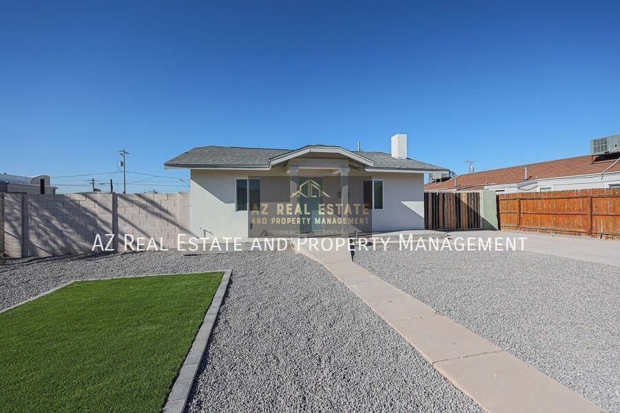 2224 N 24th Pl - Photo 2 of 35