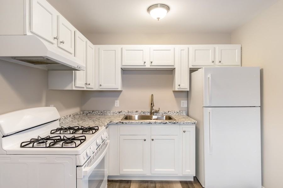 492 East Merrill Avenue #6 - Photo 4 of 14