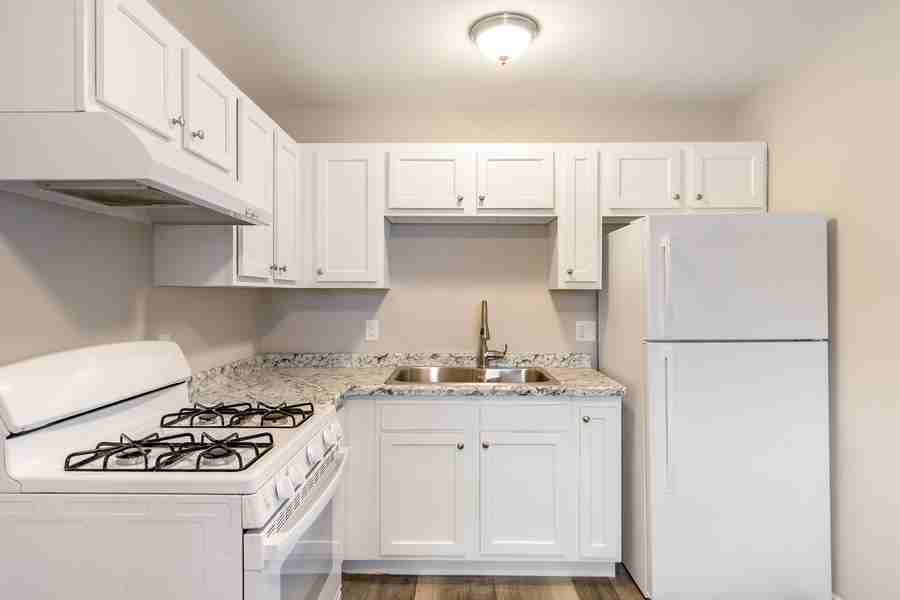 502 East Merrill Avenue #1 - Photo 4 of 15