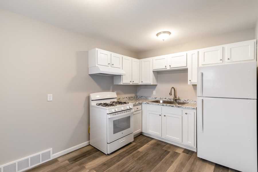 502 East Merrill Avenue #6 - Photo 3 of 16