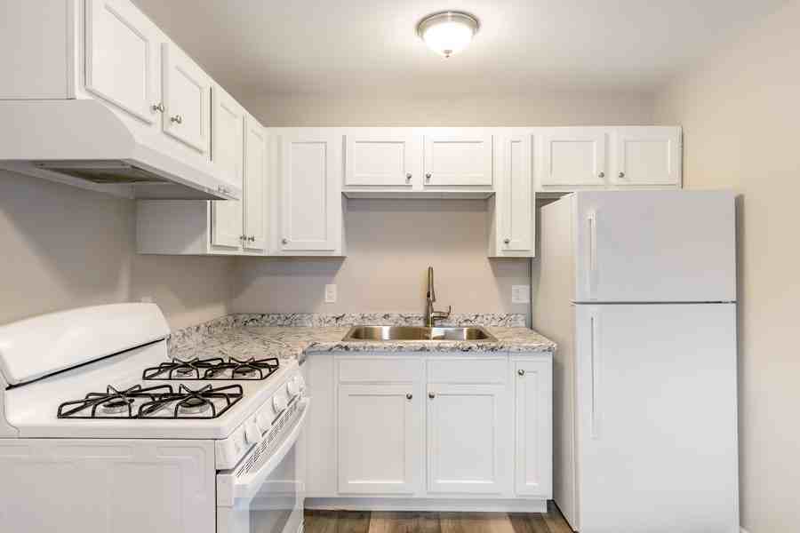 502 East Merrill Avenue #8 - Photo 4 of 16