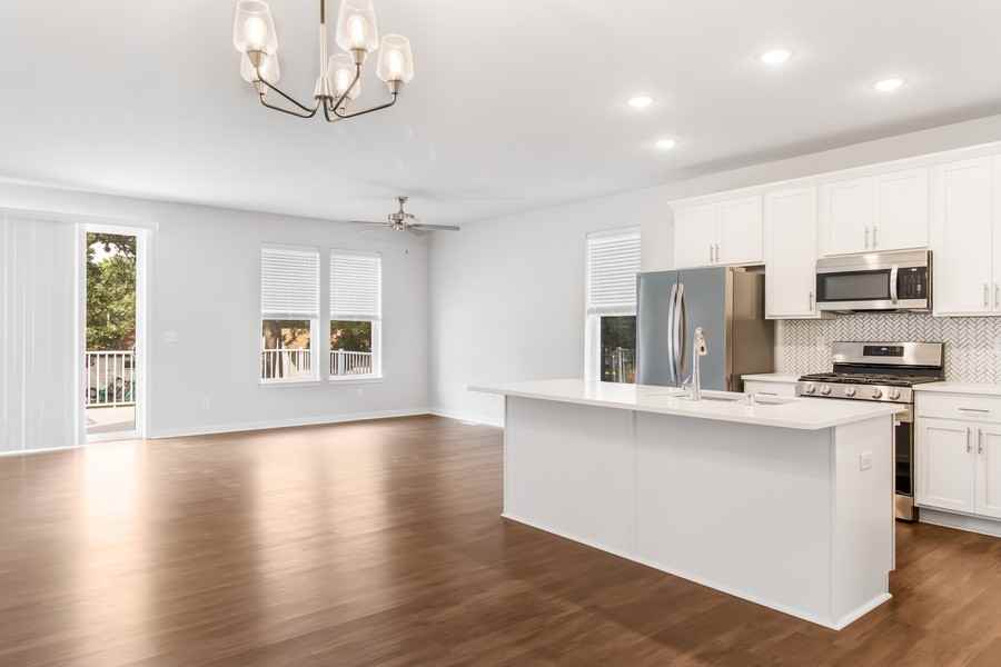 4412 19th St - Photo 3 of 28