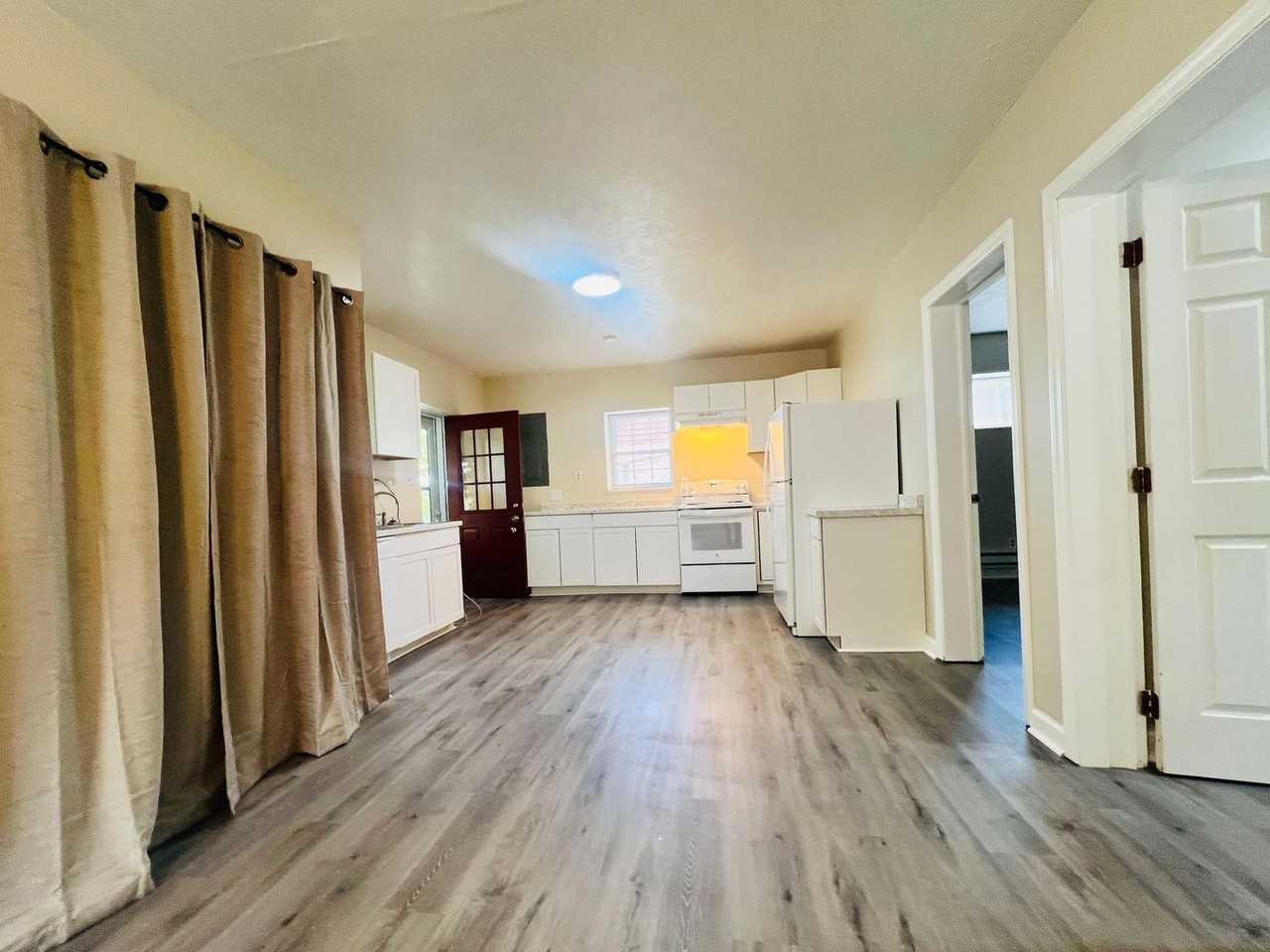 1112-1116 Burns Ave - Photo 2 of 18