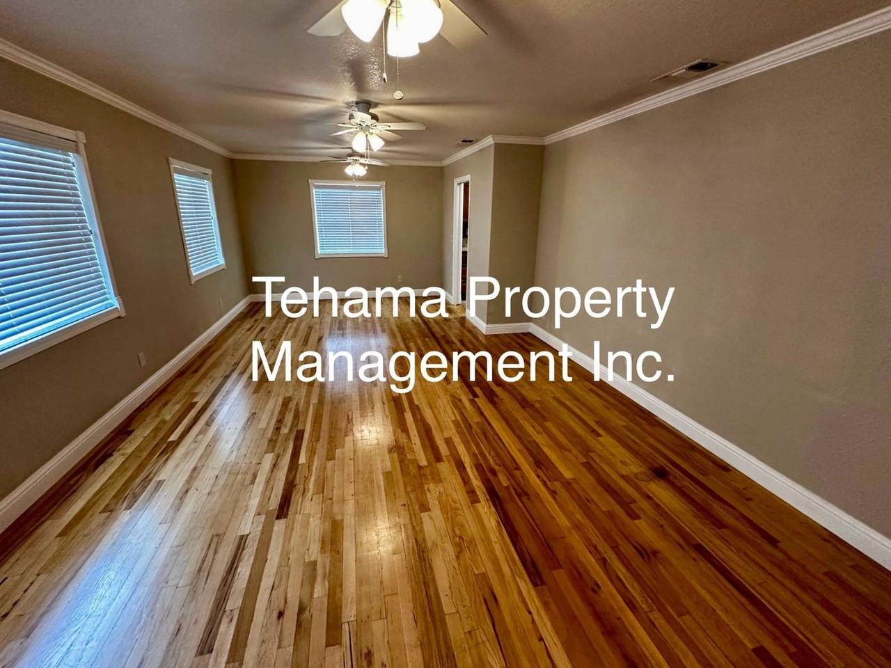 220 Mulberry Ave - Photo 4 of 13