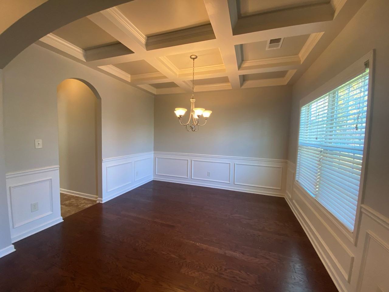 106 Brown Thrasher Ln - Photo 3 of 32