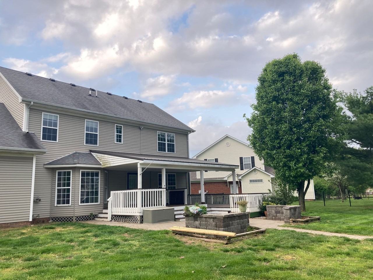 564 Sunningdale Way - Photo 3 of 50