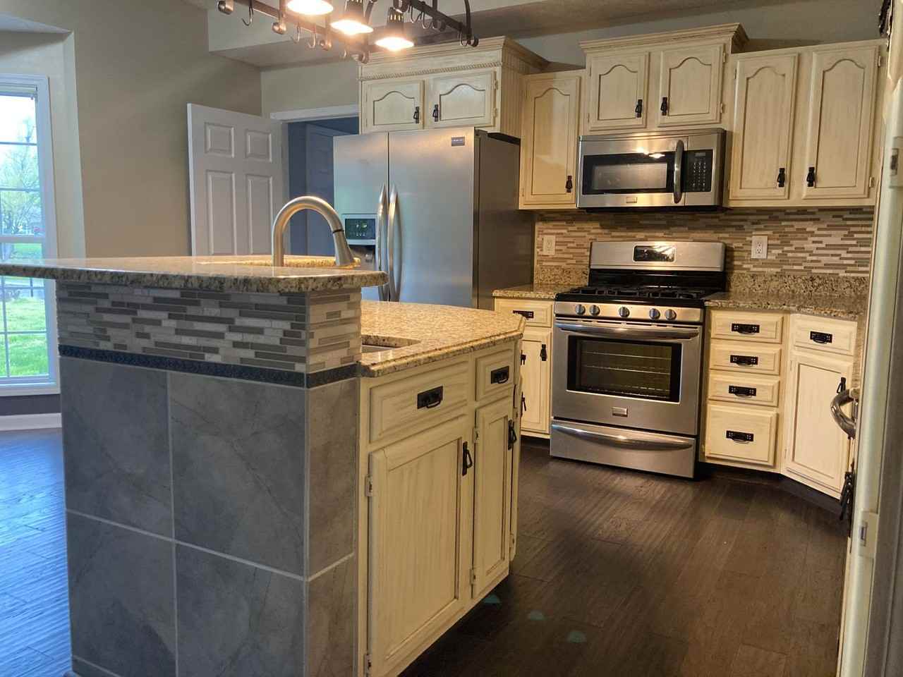 564 Sunningdale Way - Photo 7 of 50