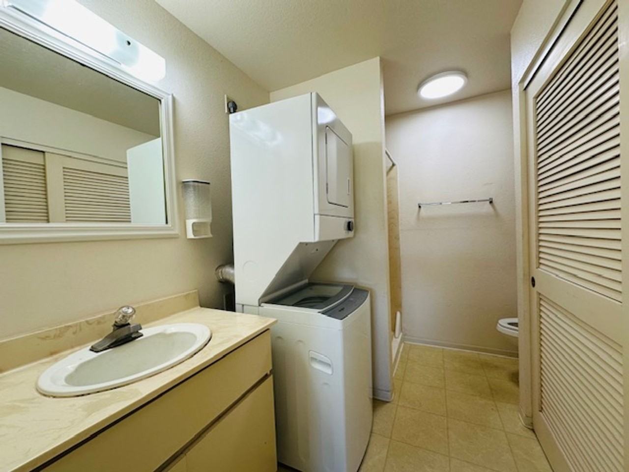94-724 Paaono St #9 - Photo 3 of 5