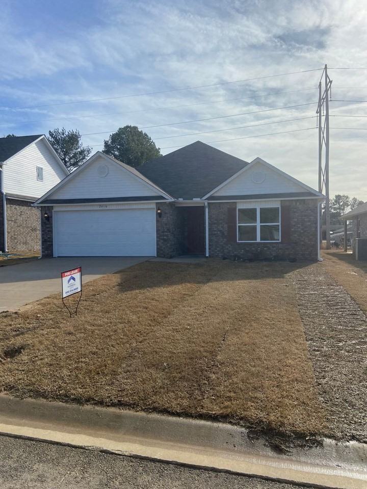 2616 Grand Ln - Photo 5 of 24