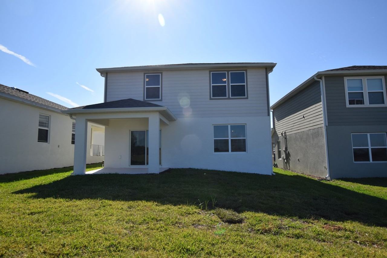 7780 Syracuse Drive - Photo 4 of 21