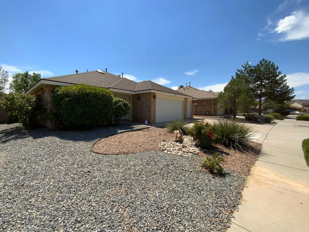 7024 Westford Pl Nw - Photo 3 of 32