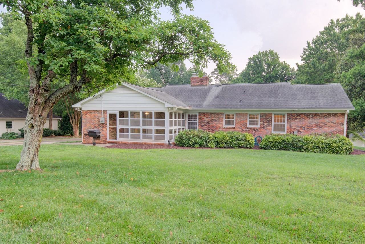 4901 Gaynor Rd - Photo 2 of 33