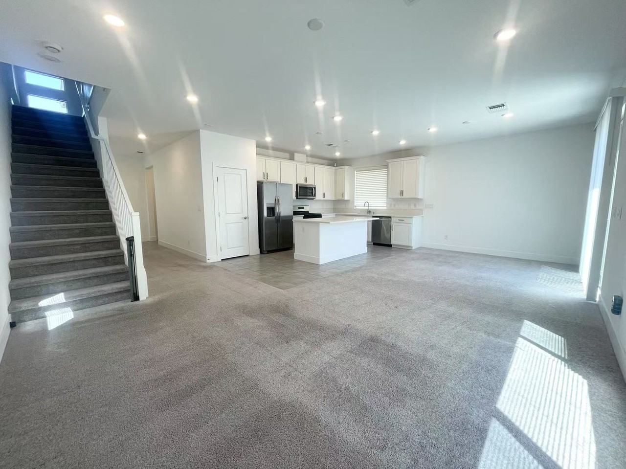 5971 Wyndham Estate Ave - Photo 3 of 20