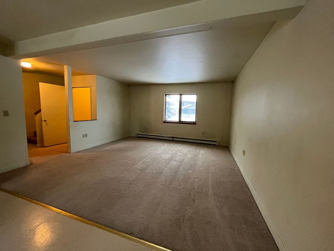 1404 Hampstead Ave - Photo 3 of 20