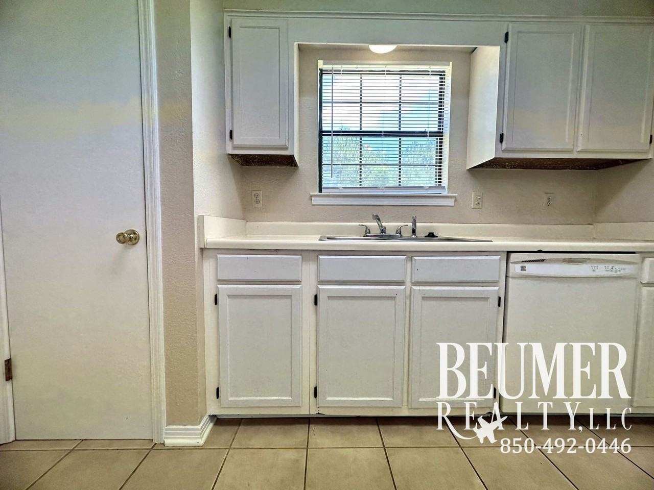 1017 Dog Track Rd - Photo 5 of 20