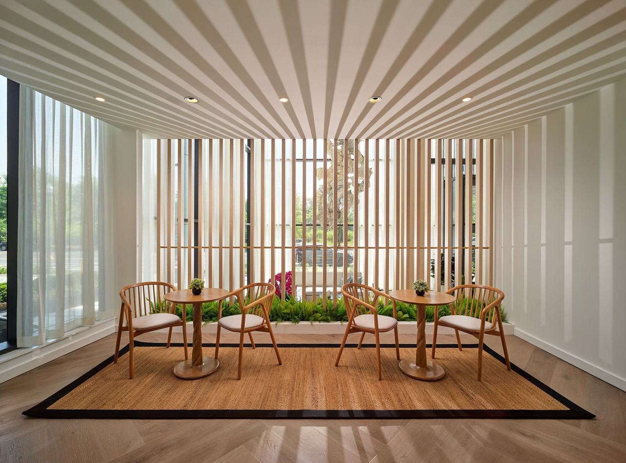 Azure National Landing - Photo 6 of 28