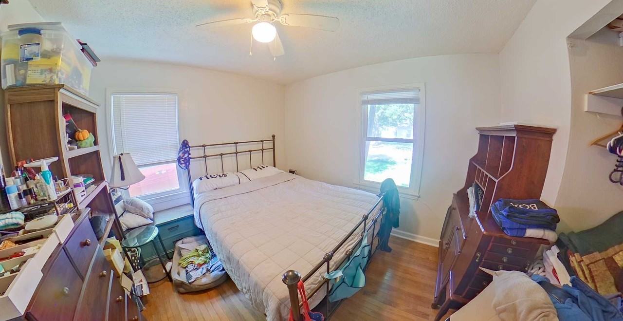 2044 Hayes Dr - Photo 5 of 8
