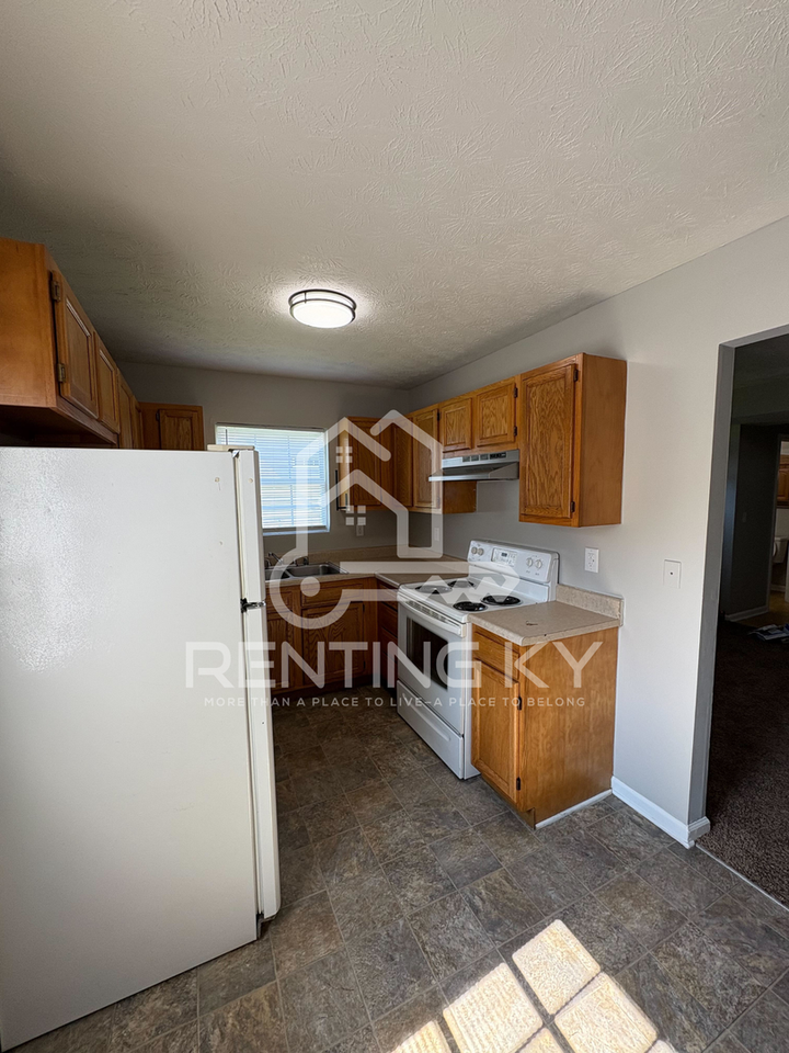 1406 Westwood Dr - Photo 2 of 16