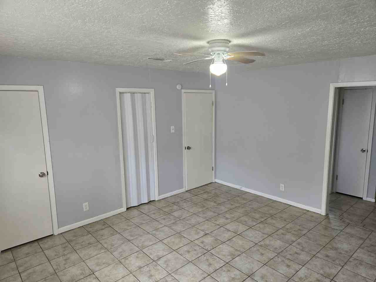 5270 Wildwood Dr - Photo 5 of 16