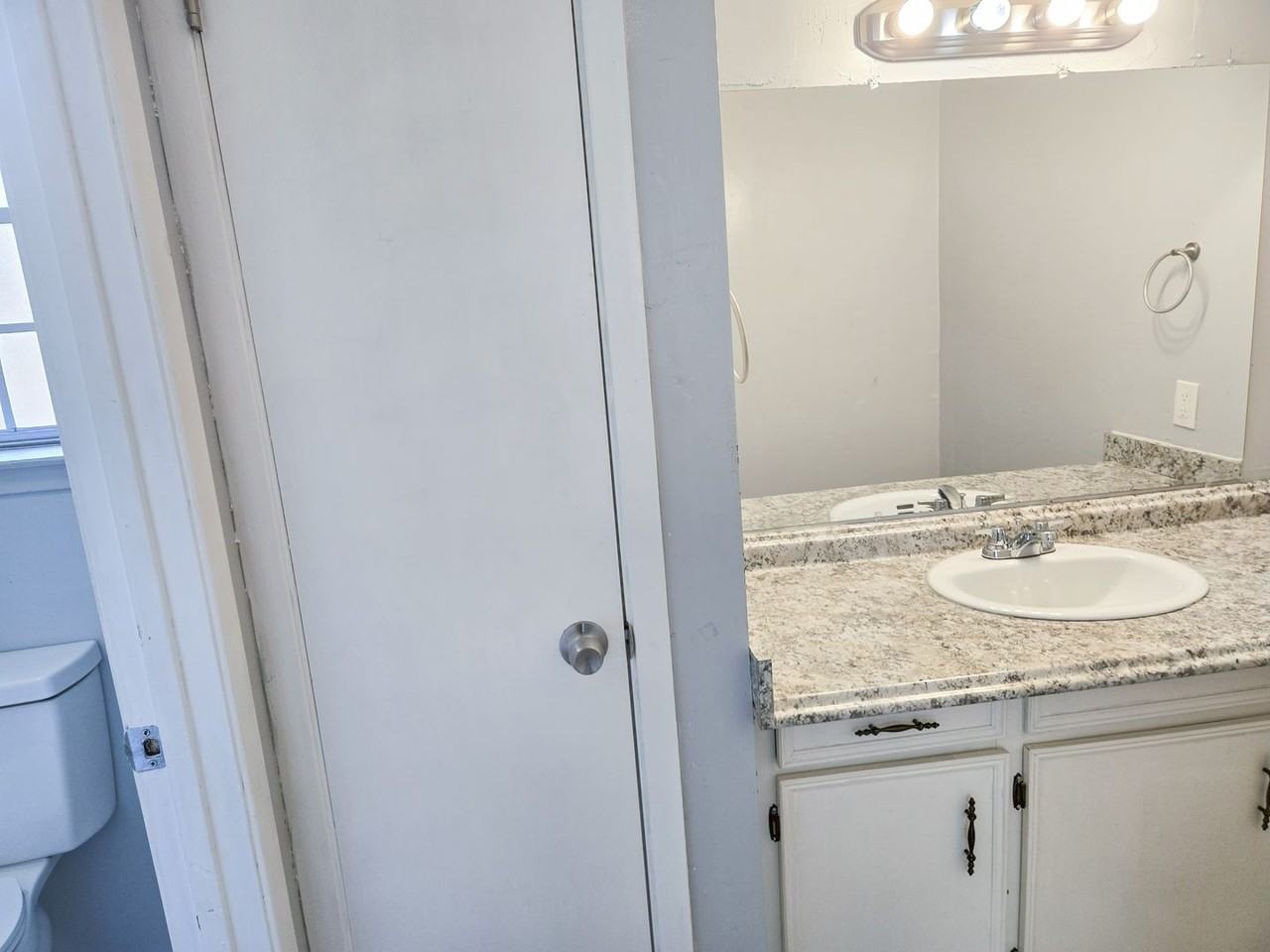 5270 Wildwood Dr - Photo 6 of 16