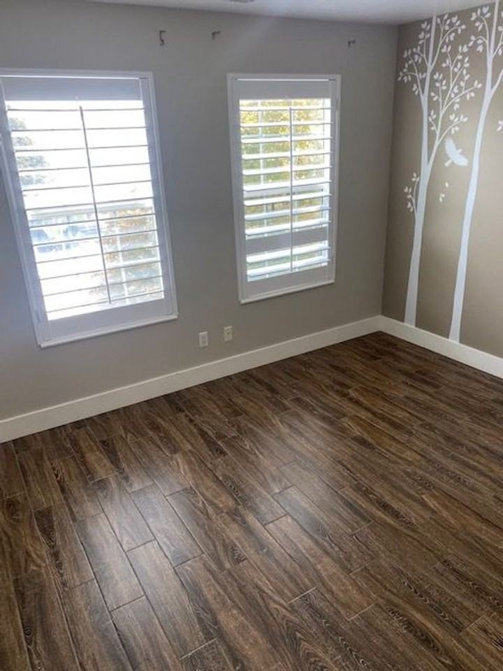 1298 S 1145 W - Photo 4 of 10