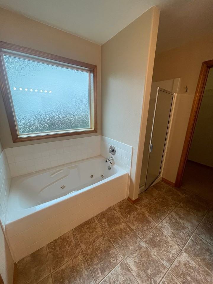 2663 Oak Ridge St Nw - Photo 2 of 31