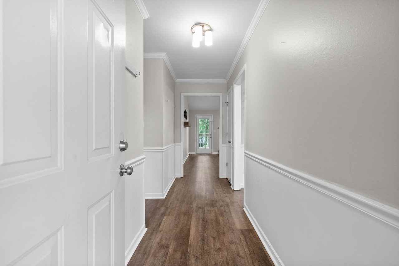 3066 Woody Ln - Photo 4 of 32