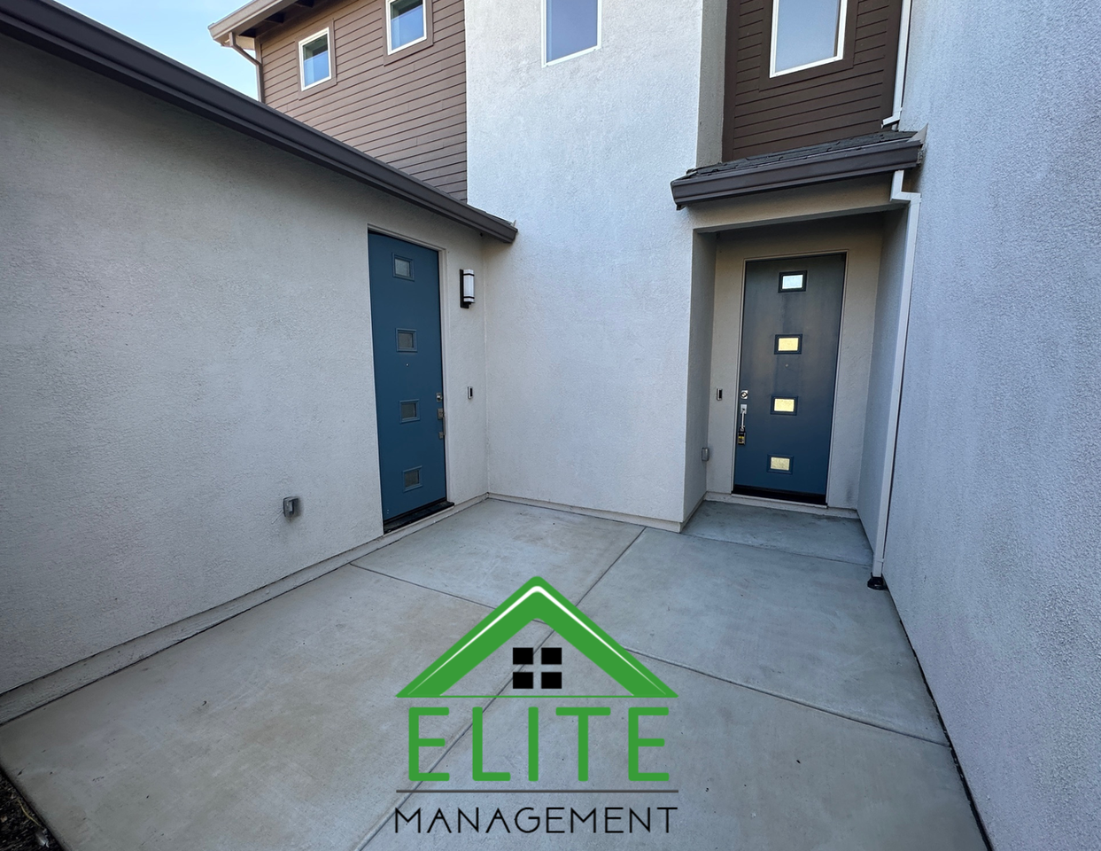 5625 Alloway St - Photo 4 of 30