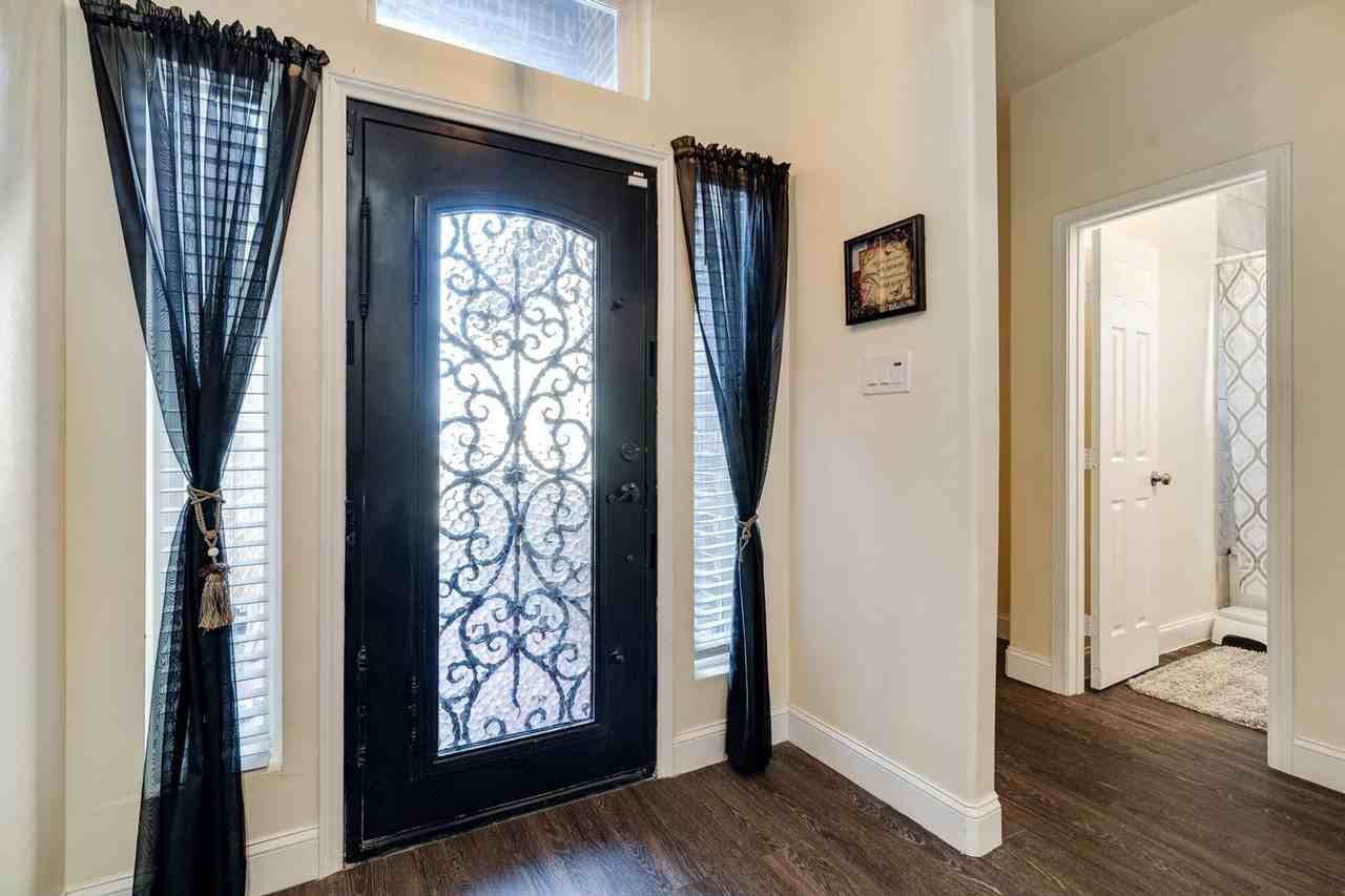 158 Egret Cir - Photo 3 of 17