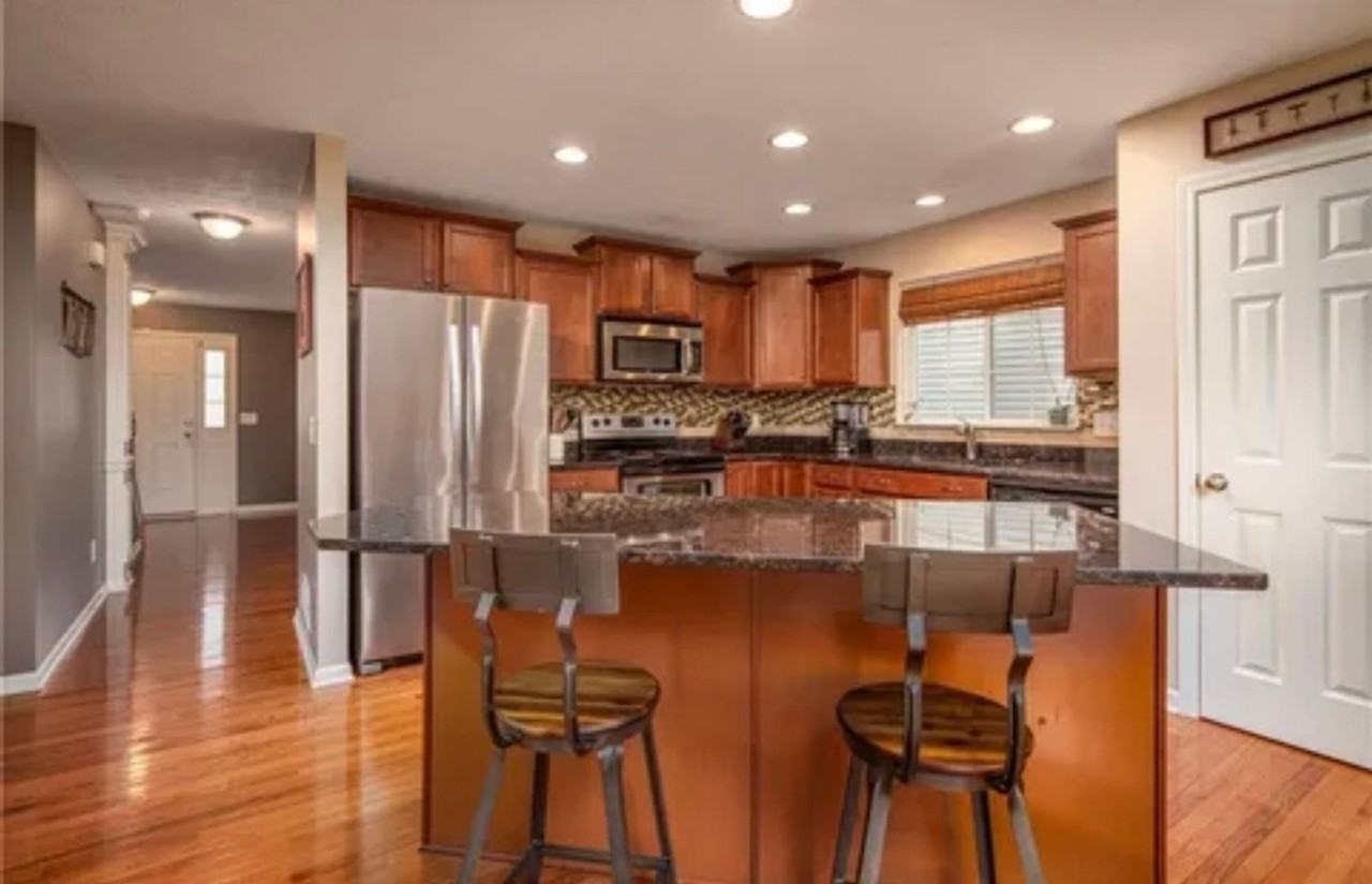 4106 Keswick Dr - Photo 3 of 21