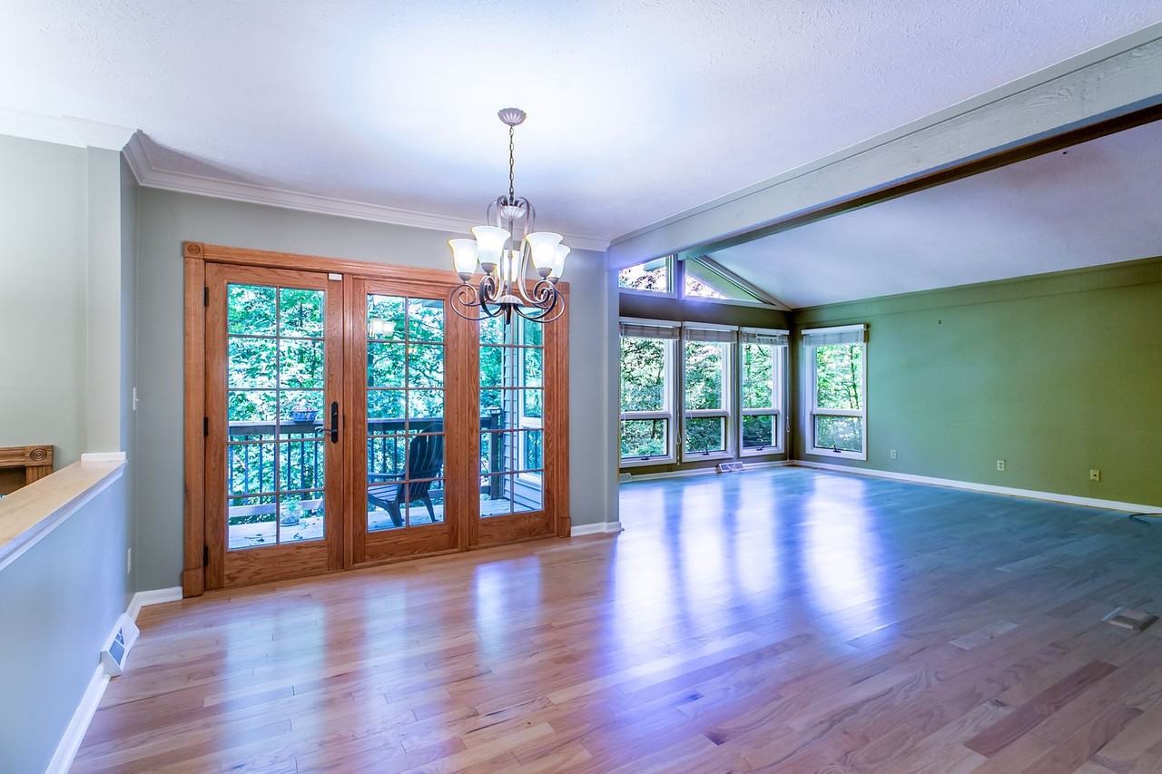 40 Lochencove Rdg - Photo 2 of 24