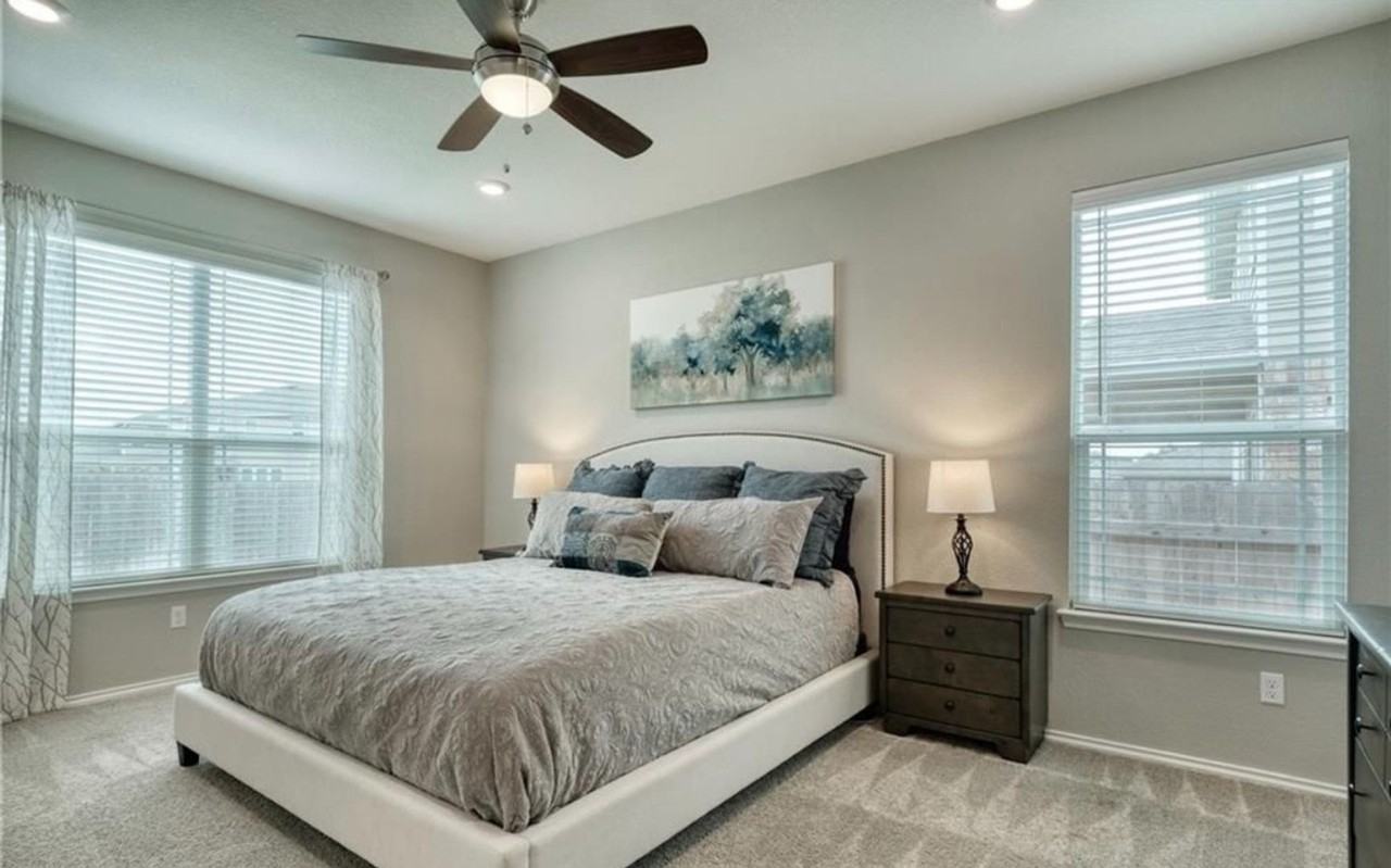 109 Muenster Dr - Photo 3 of 31