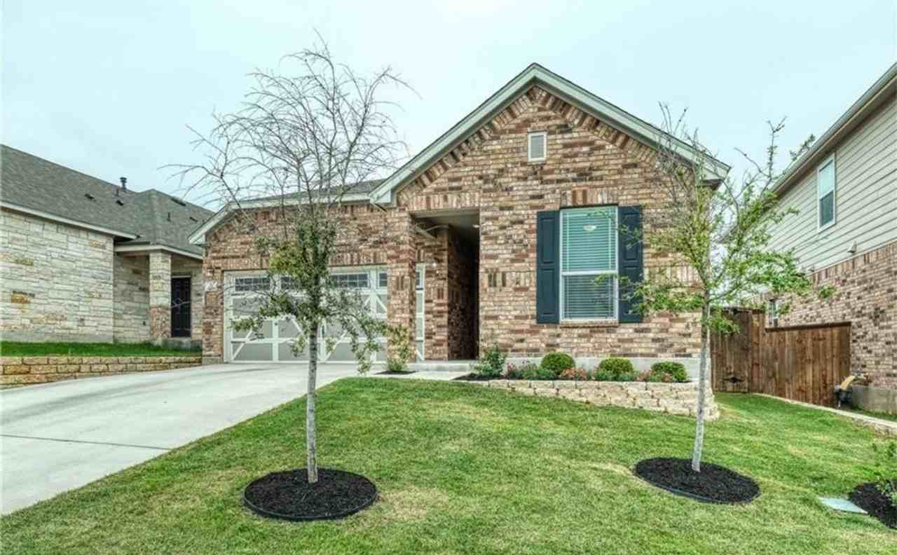 109 Muenster Dr - Photo 4 of 31