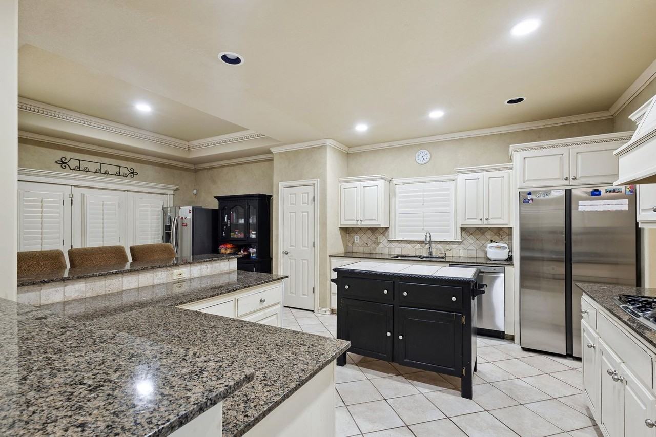 9187 E 118th Pl S - Photo 5 of 40