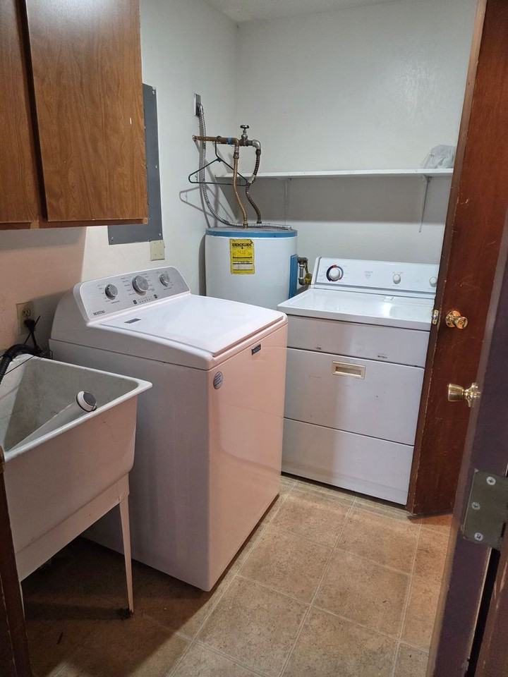 234 E Front St - Photo 6 of 13