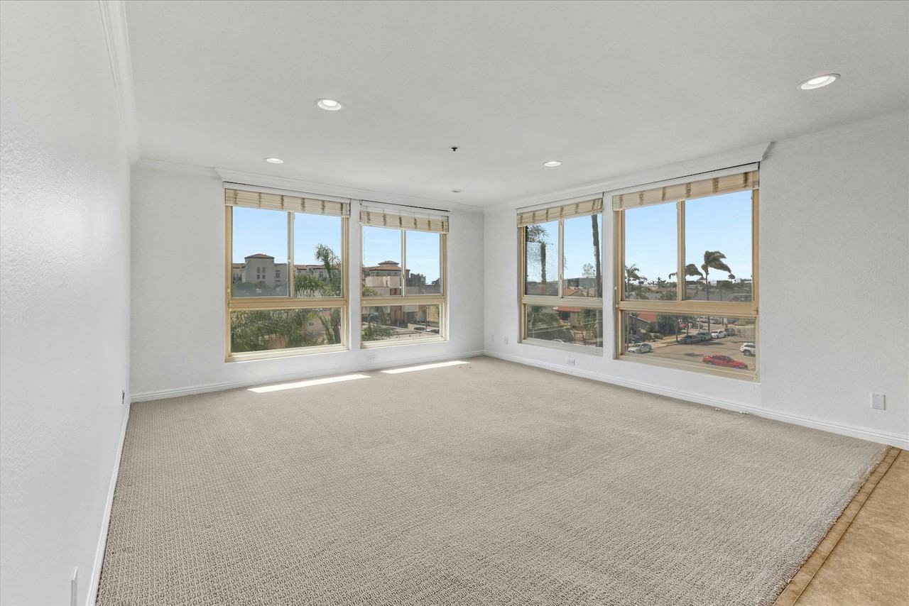 3939 Illinois Street, Unit 4G - Photo 4 of 25